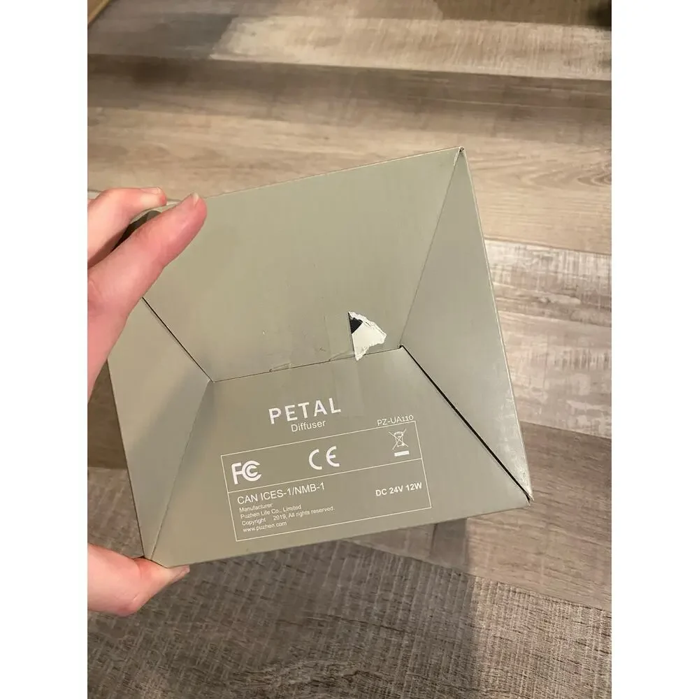 doTERRA Petal Essential Oil Diffuser White Aroma Device - Picture 13 of 13